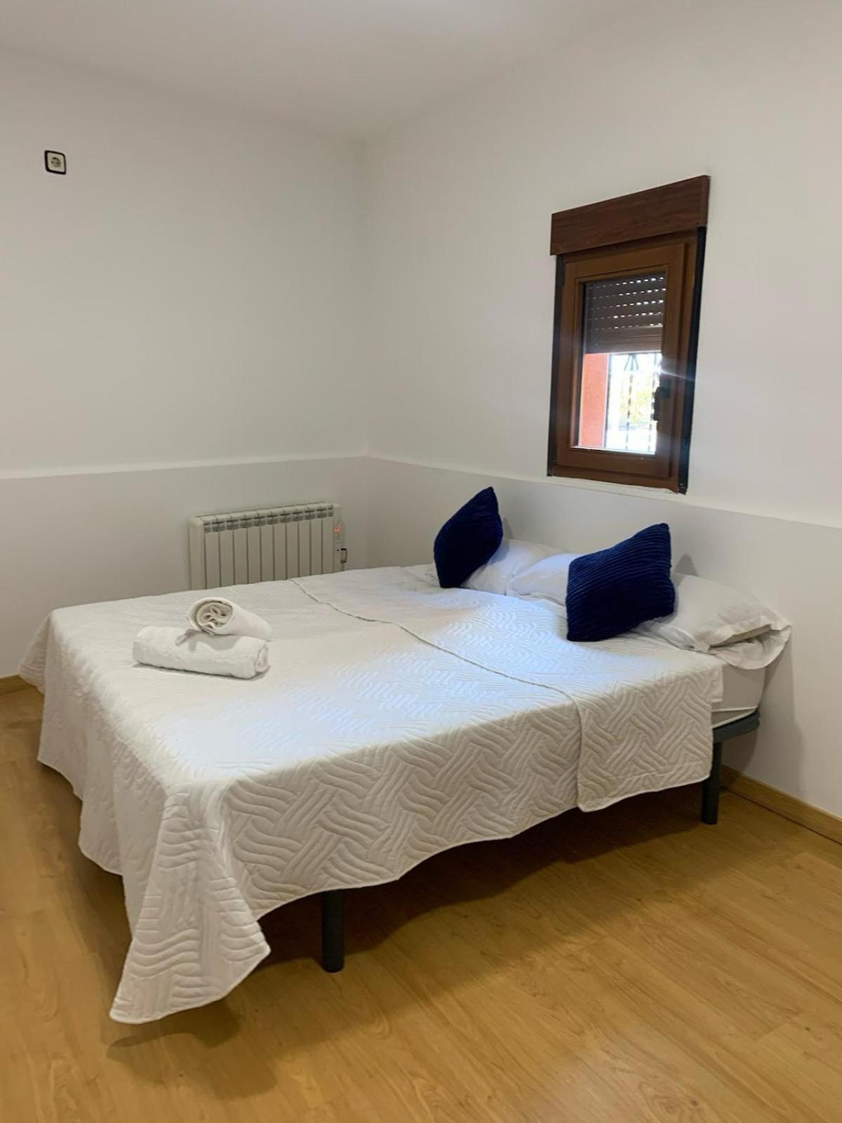 Appartement Apartamento Completo Para 8 Personas A 5 Minutos Del Aeropuerto E Ifema à Madrid Extérieur photo